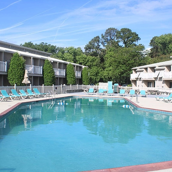Welcome to S.R Hotel! We're a Hilton Head Hotel located near the beach and cater to those looking for a budget-friendly vacation.